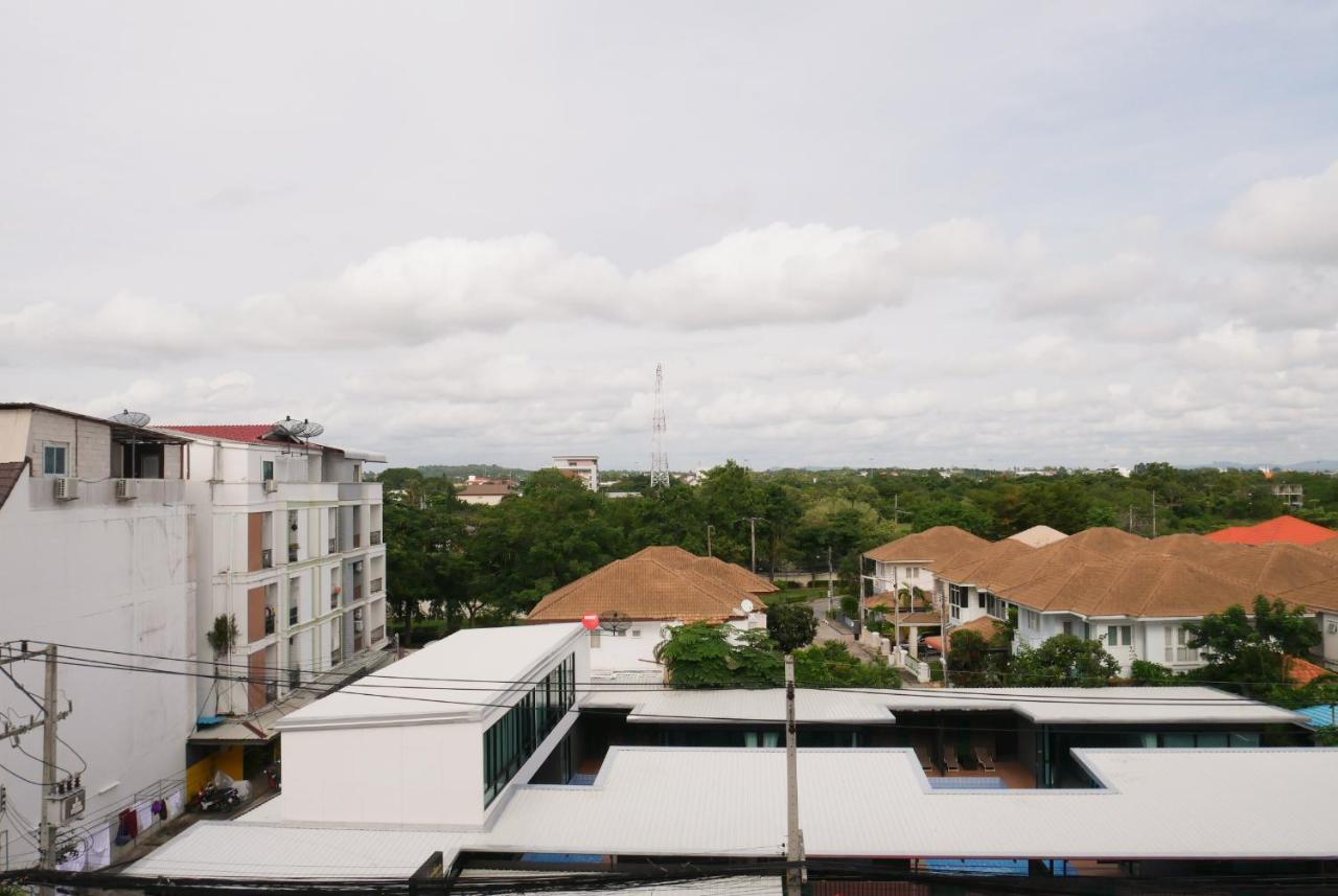 Seven Seas Resort Pattaya & Sofa Bed Джомтьен Экстерьер фото