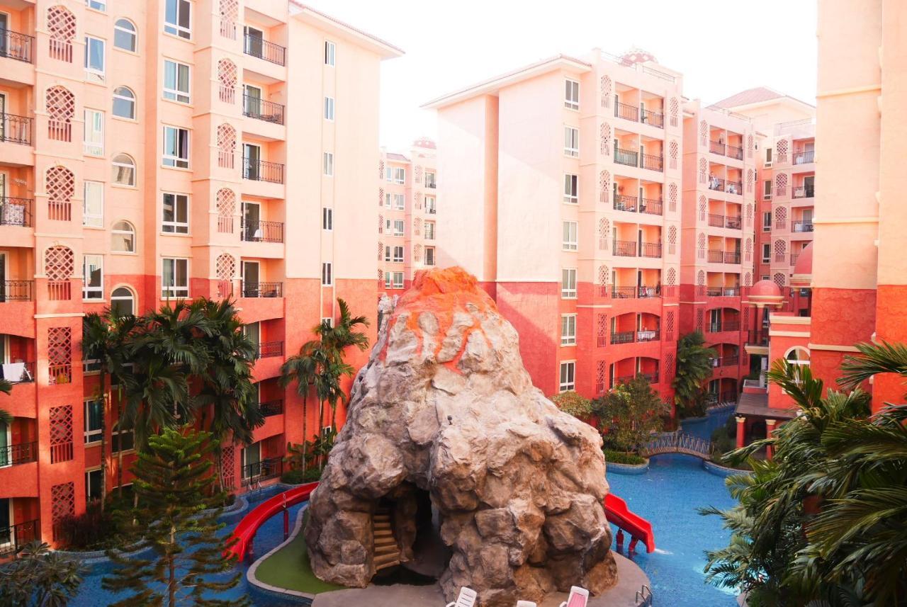 Seven Seas Resort Pattaya & Sofa Bed Джомтьен Экстерьер фото